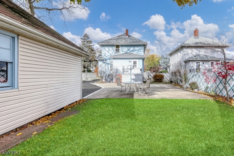 Rochelle Park Twp., NJ 07662,312 Rochelle Ave