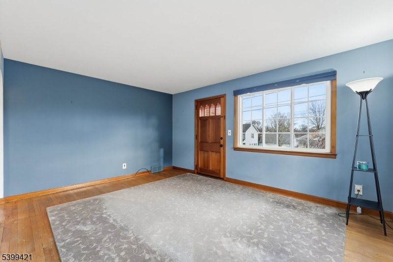 Manville Boro, NJ 08835,918 Fable Ave