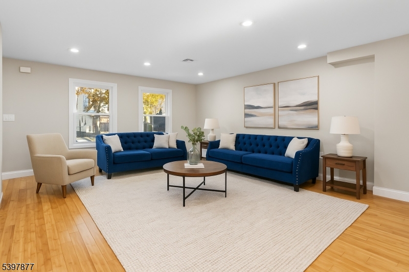 Paterson City, NJ 07522,208 N 1St St