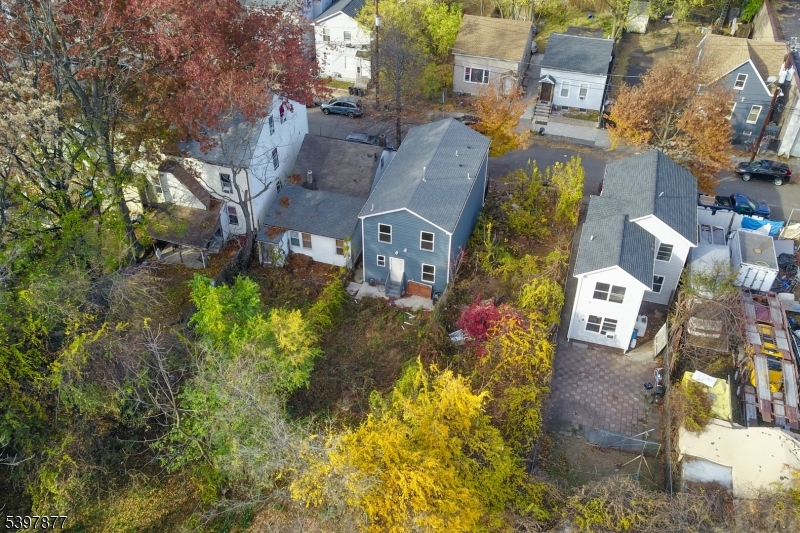 Paterson City, NJ 07522,208 N 1St St