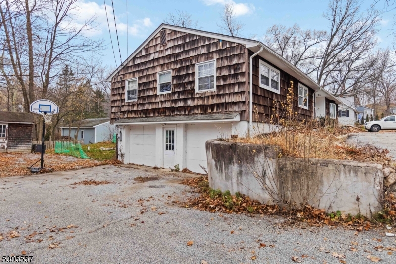 Vernon Twp., NJ 07422,175 Highland Lakes Rd