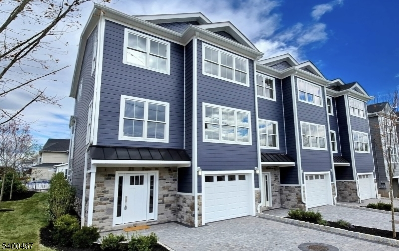 North Arlington Boro, NJ 07031,188 Canterbury Ave