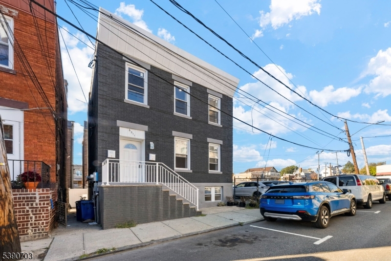 6311 Jefferson St,  West New York Town,  NJ 07093