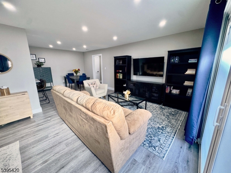 Bloomfield Twp., NJ 07003,360 Hoover Ave #109