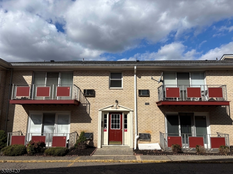 360 Hoover Ave #109, Bloomfield Twp., NJ 07003