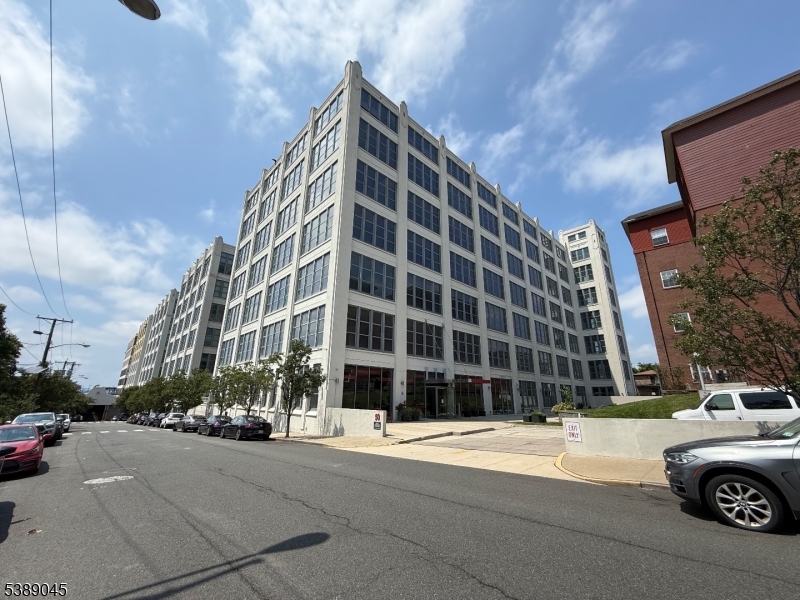 50 Dey st #627, Jersey City, NJ 07306