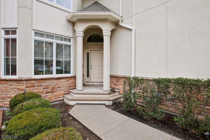 West Orange Twp., NJ 07052,28 Metzger Dr #28