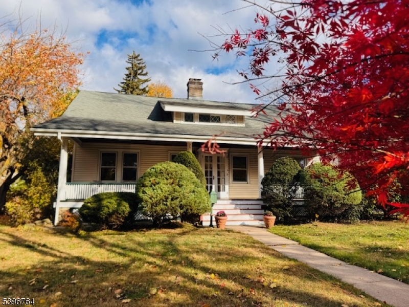 Glen Rock Boro, NJ 07452,23 Bradford St