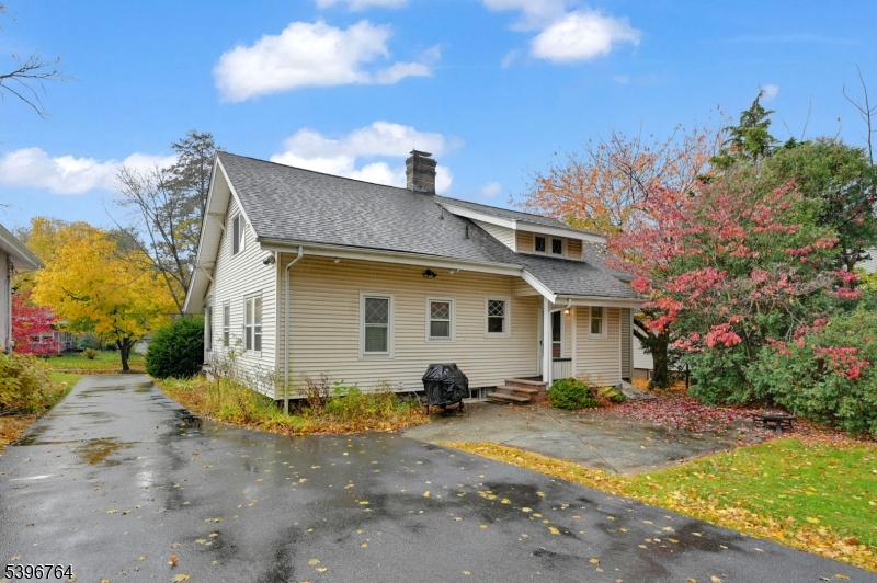 Glen Rock Boro, NJ 07452,23 Bradford St