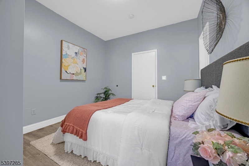 Irvington Twp., NJ 07111,1088 Grove St