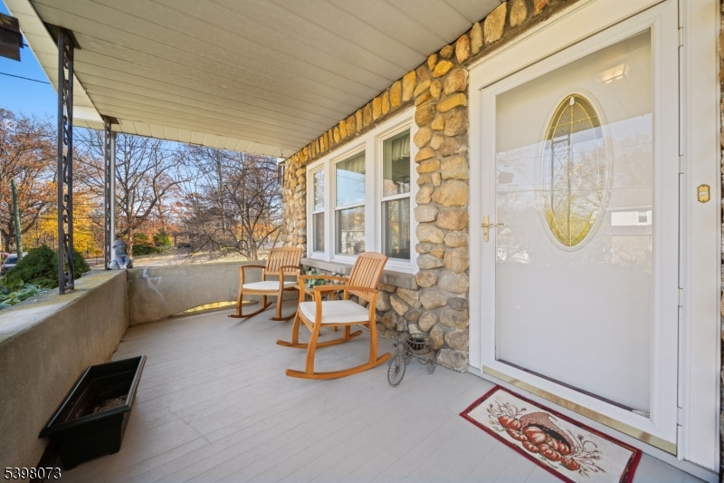 Midland Park Boro, NJ 07432,50 Faner Rd