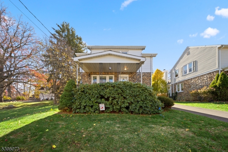 Midland Park Boro, NJ 07432,50 Faner Rd