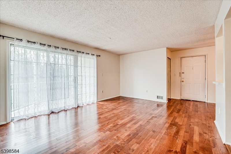 Franklin Twp., NJ 08823,147 Rachel Ct