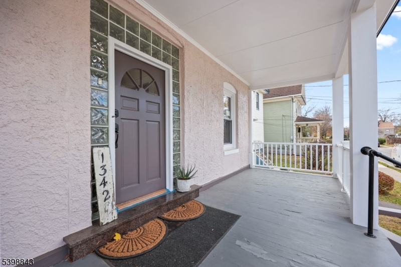 Plainfield City, NJ 07060,1342 Lake St