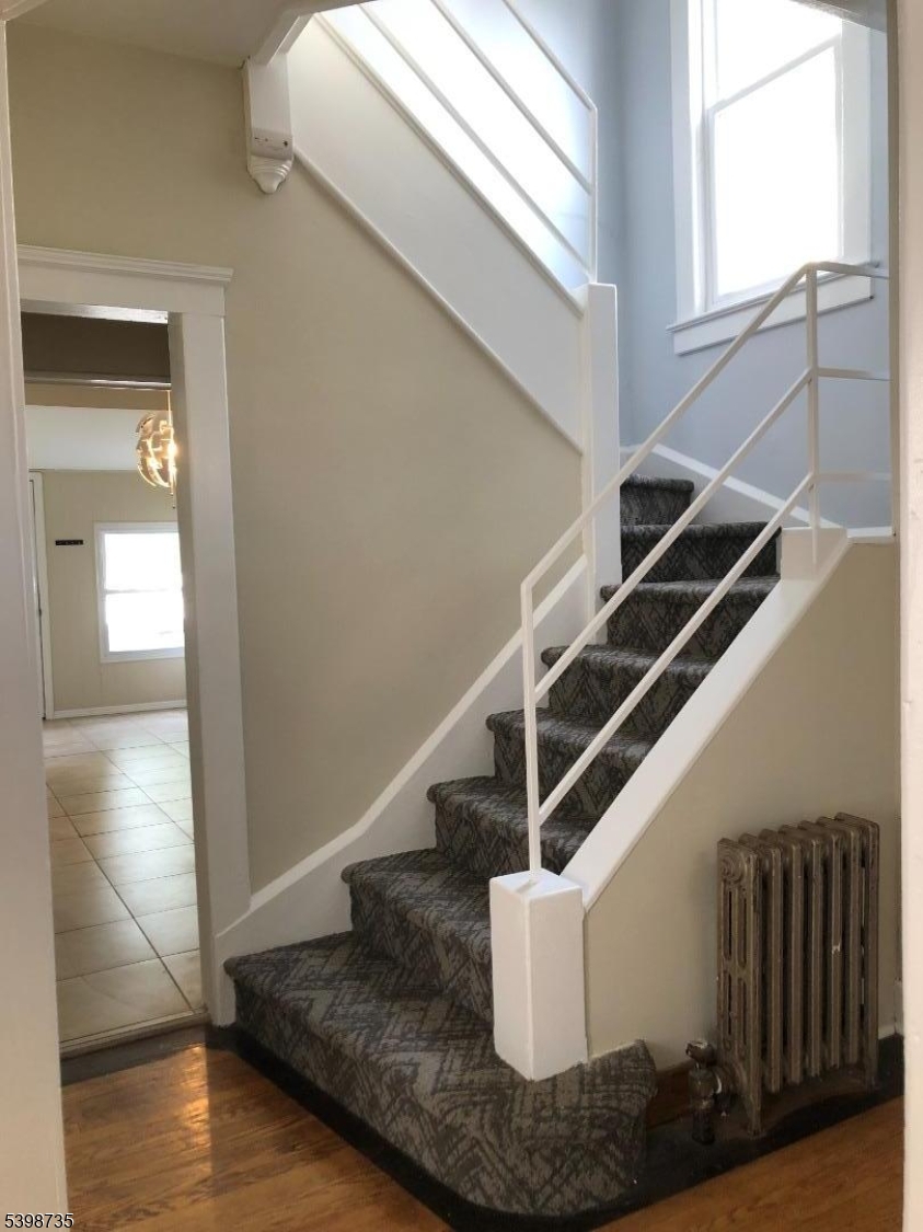 Elizabeth City, NJ 07208,715 Emerson Ave