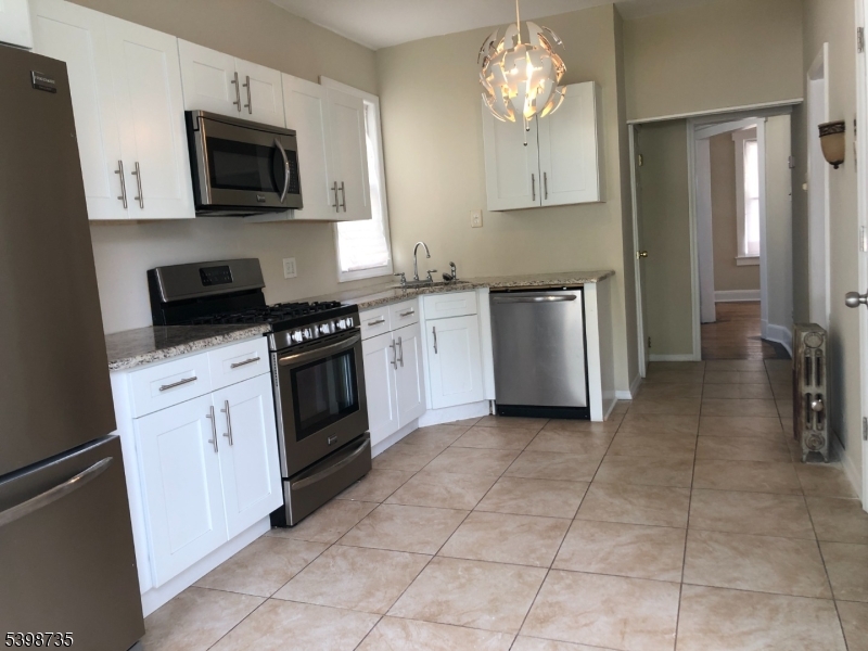 Elizabeth City, NJ 07208,715 Emerson Ave