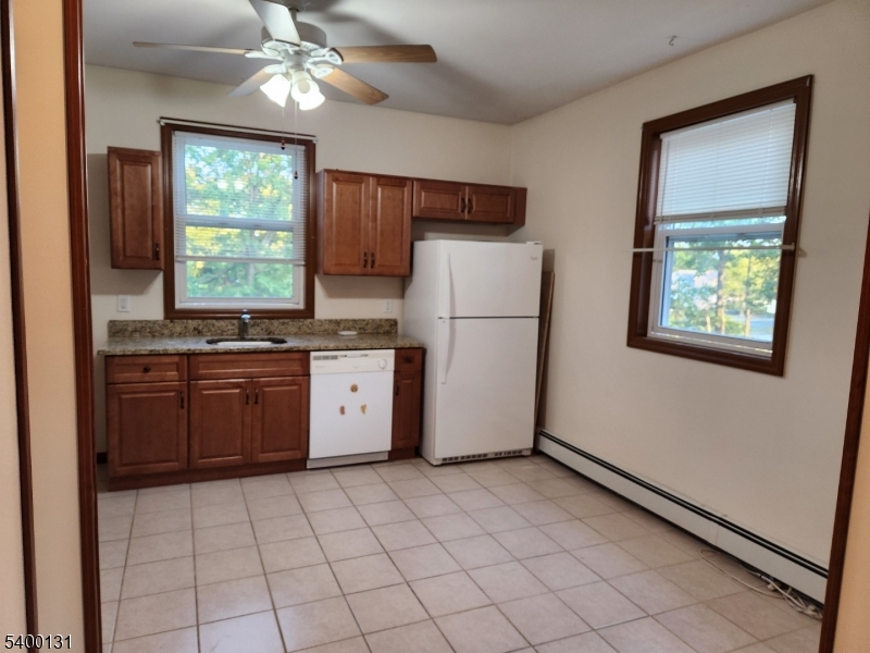 Bloomfield Twp., NJ 07003,49 Spruce St