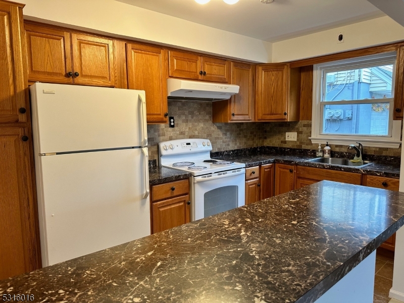 Caldwell Boro Twp., NJ 07006,1 Oak Grove Rd #B1