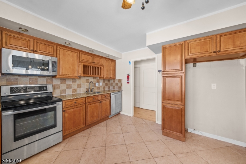 Clifton City, NJ 07011,136 Clifton Blvd