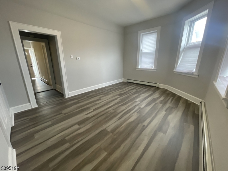 Lodi Boro, NJ 07644,84 Westervelt Pl