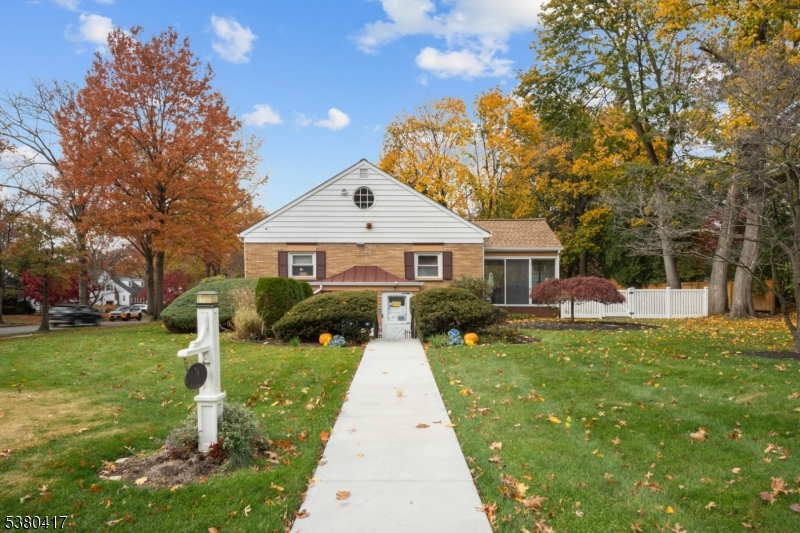 74 Ridgewood Ave, Glen Ridge Boro Twp., NJ 07028