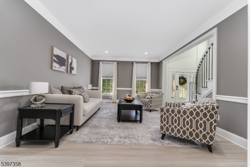 Clinton Twp., NJ 08801,16 Perry Rd