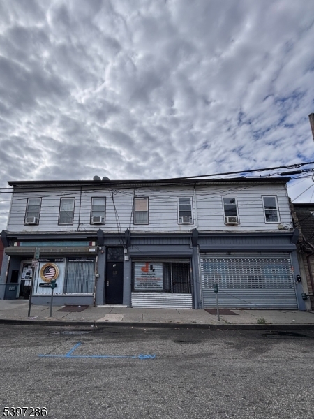 Paterson City, NJ 07501,32 Cianci St