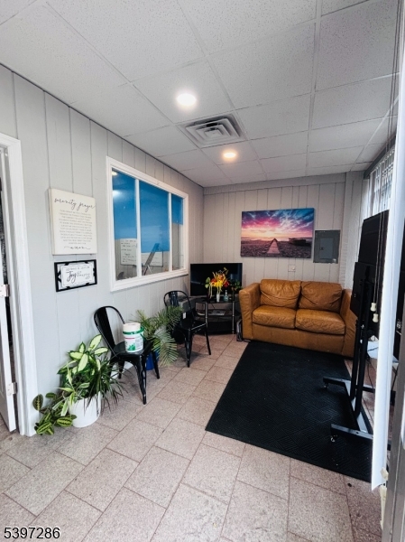 Paterson City, NJ 07501,32 Cianci St