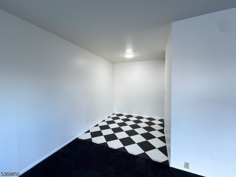 Passaic City, NJ 07055,113 Paulison Ave #D-1