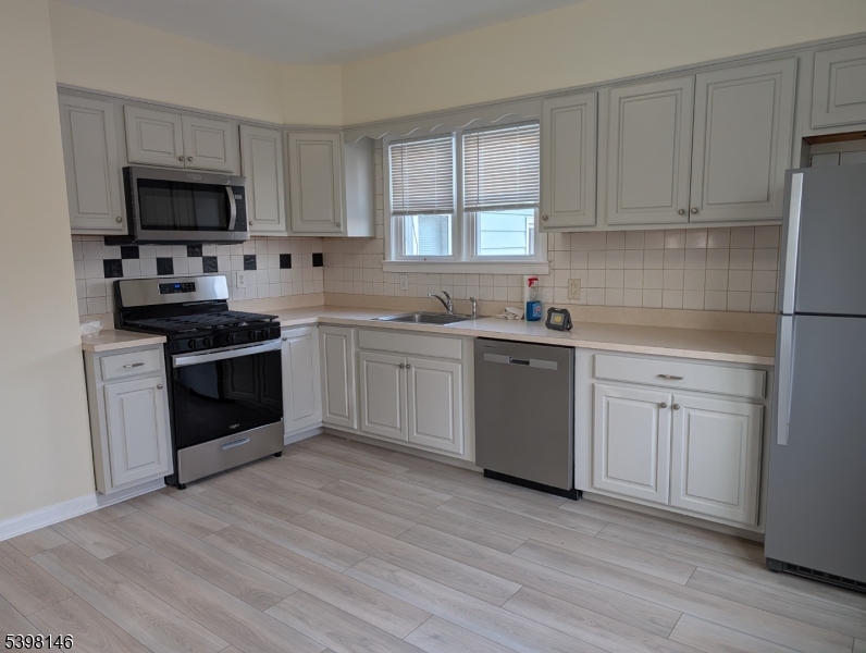 Summit City, NJ 07901,26 Caldwell Ave