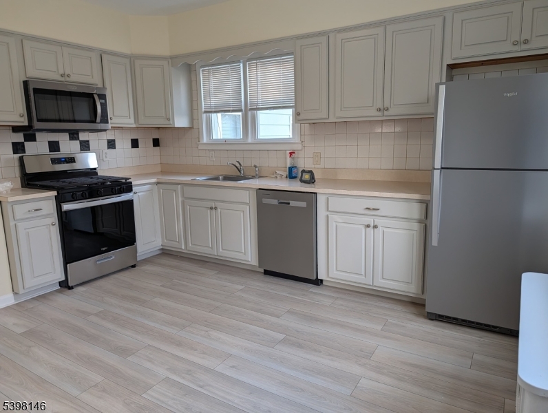 Summit City, NJ 07901,26 Caldwell Ave