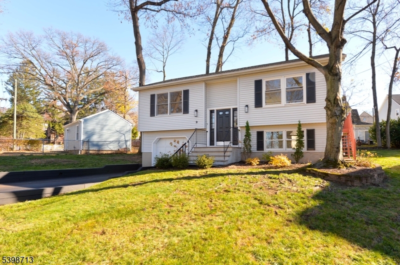 9 Bergen St, Glen Rock Boro, NJ 07452
