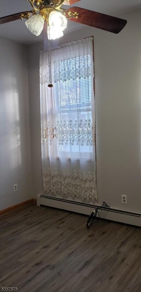 Newark City, NJ 07107,552 North 9th