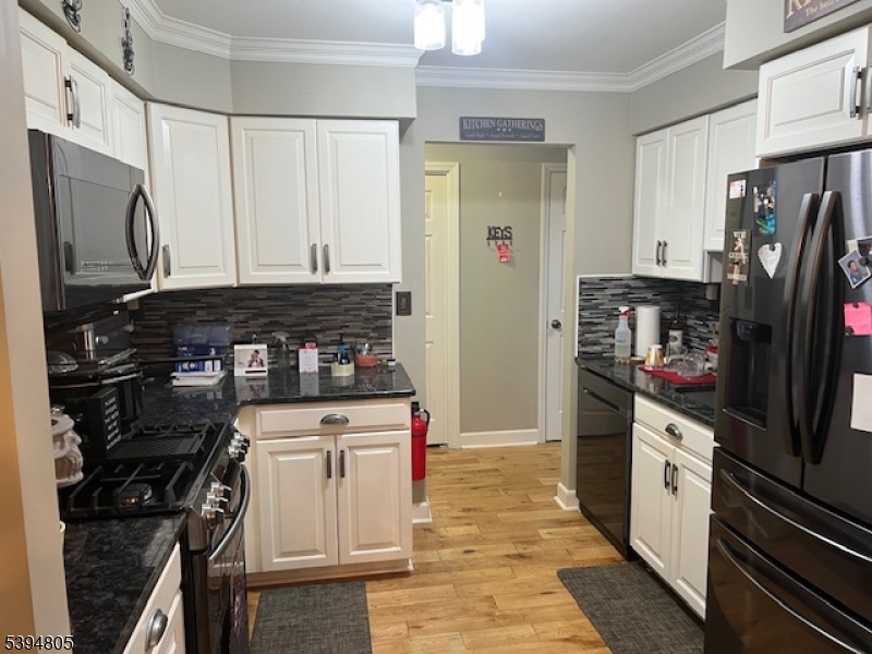 Elizabeth City, NJ 07208,660-672 N Broad St #20 A
