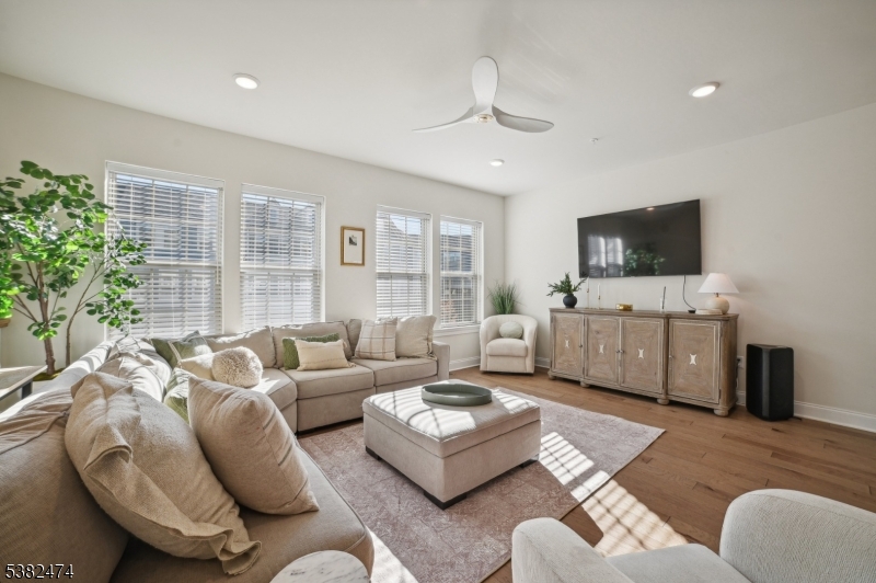 6 Lilac Dr, Warren Twp., NJ 07059