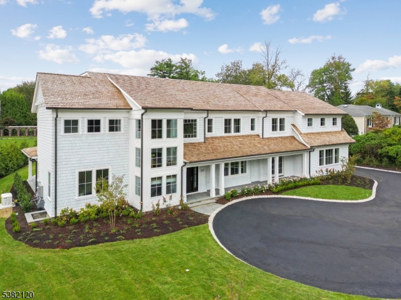 293 Old Short Hills Rd, Millburn Twp., NJ 07078