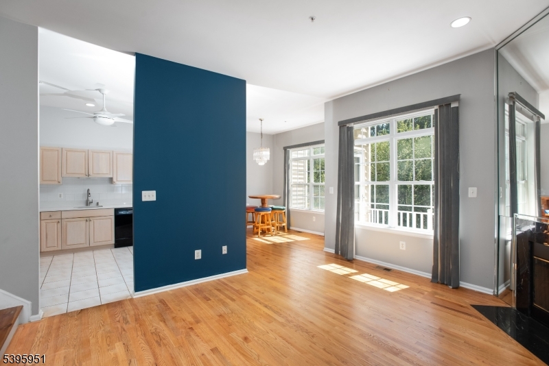 62 Springholm Drive, Berkeley Heights Twp., NJ 07922