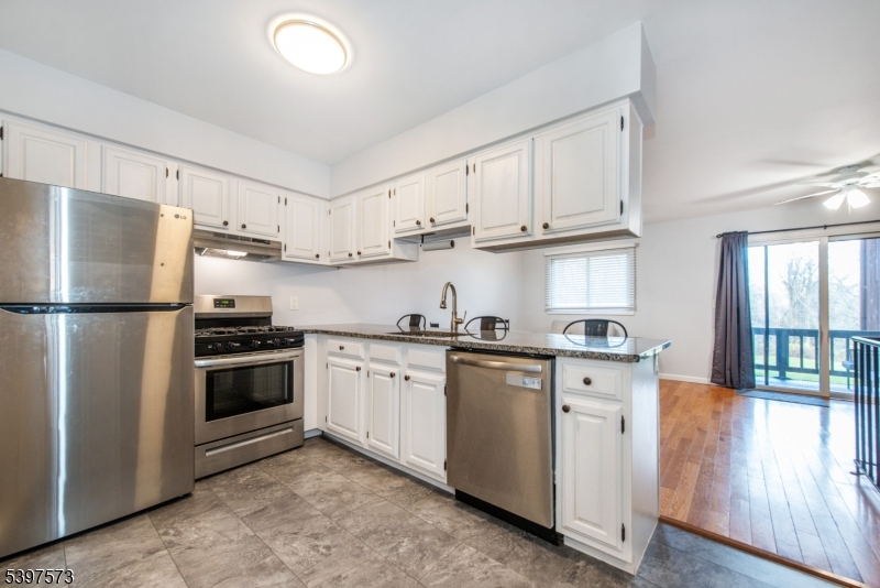 Vernon Twp., NJ 07462,10 Augusta Dr #9