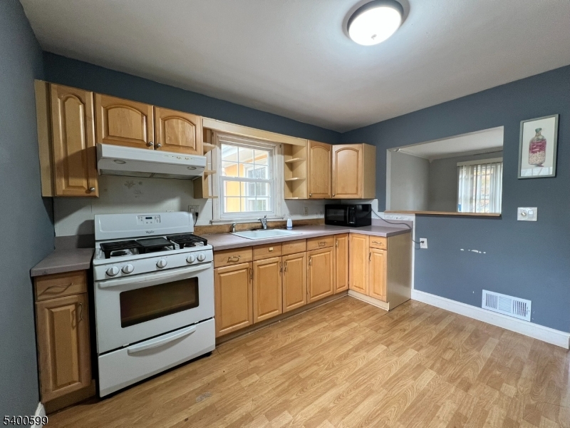 North Plainfield Boro, NJ 07060,275 Muriel Ave