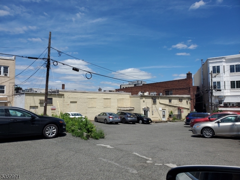 Union Twp., NJ 07083,985 Stuyvesant Ave