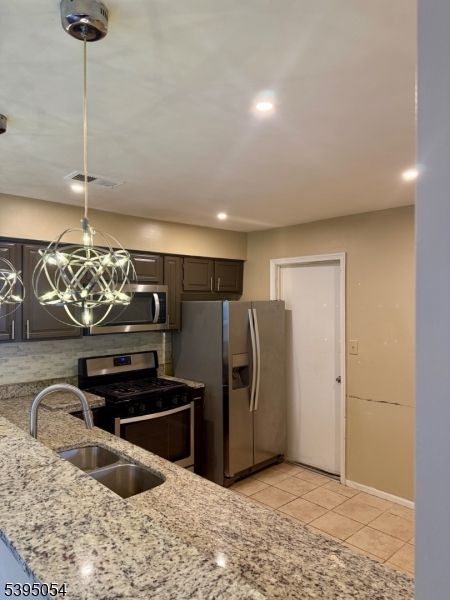 Franklin Twp., NJ 08873,92 Winchester Way