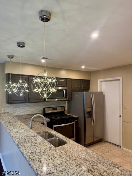 Franklin Twp., NJ 08873,92 Winchester Way