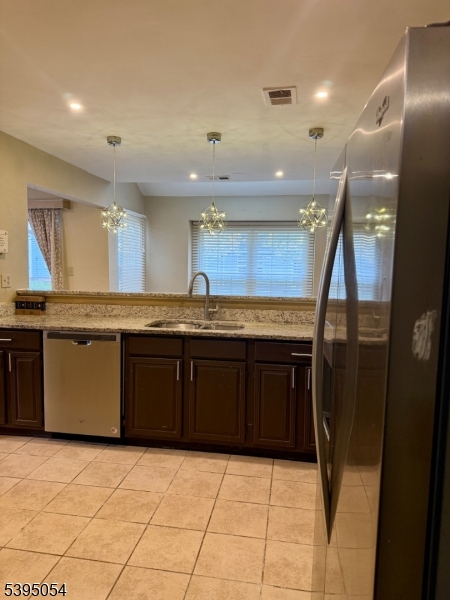 Franklin Twp., NJ 08873,92 Winchester Way