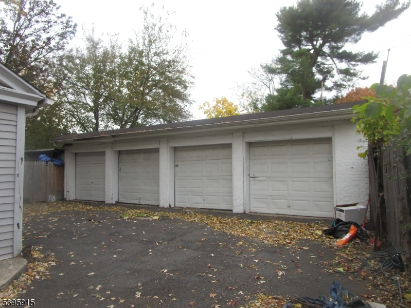 Newark City, NJ 07107,437-439 7Th Ave