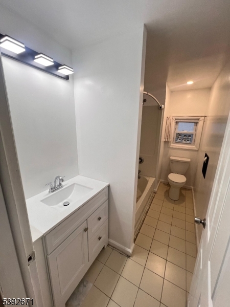 Totowa Boro, NJ 07512,41 Charles St