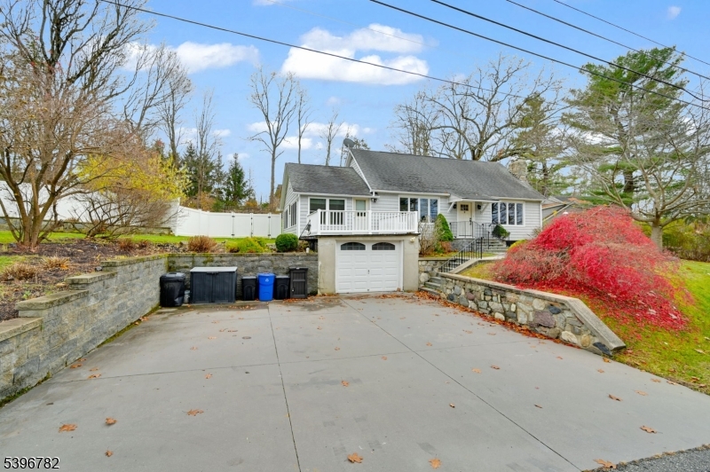 Ogdensburg Boro, NJ 07439,12 Richards St