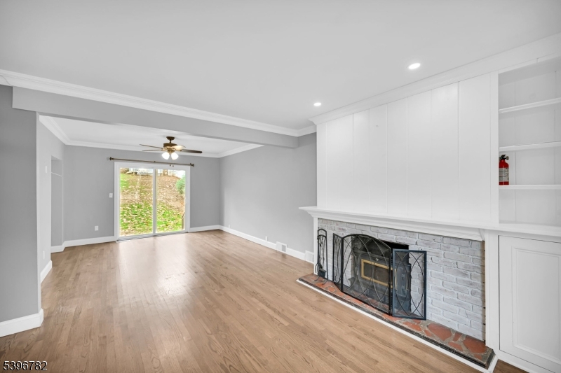 Ogdensburg Boro, NJ 07439,12 Richards St