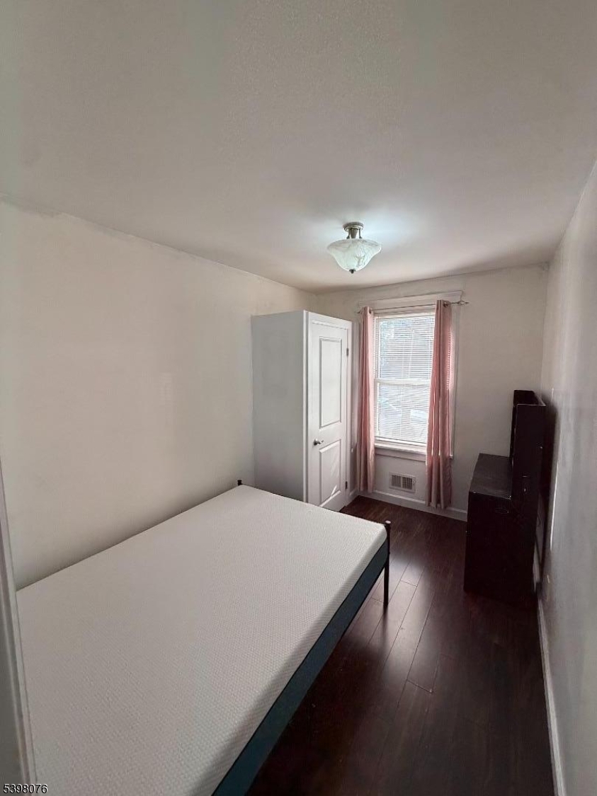 Elizabeth City, NJ 07202,634 Grier Ave