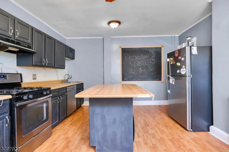 Burlington City, NJ 08016,929 Bordentown Rd