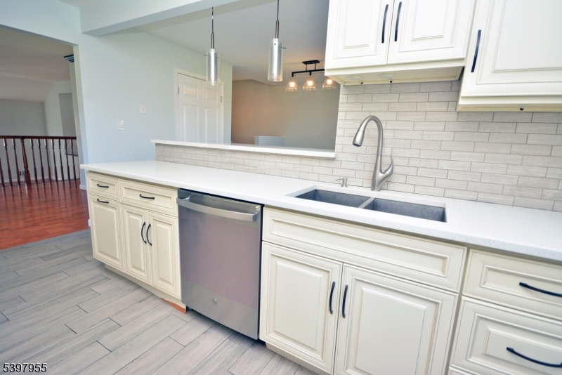 Franklin Twp., NJ 08873,205 Driscoll Ct